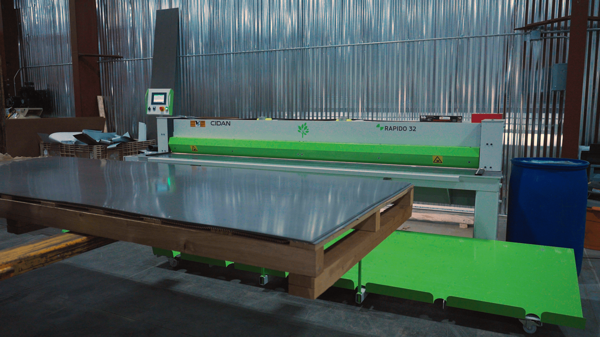 commercial building roof repair